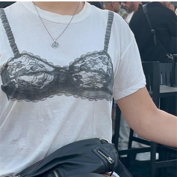 🛑SOLD🛑✨NEW✨ Chic Lace-Bra Graphic Short Sleeve Tshirt - Picture 3 of 8